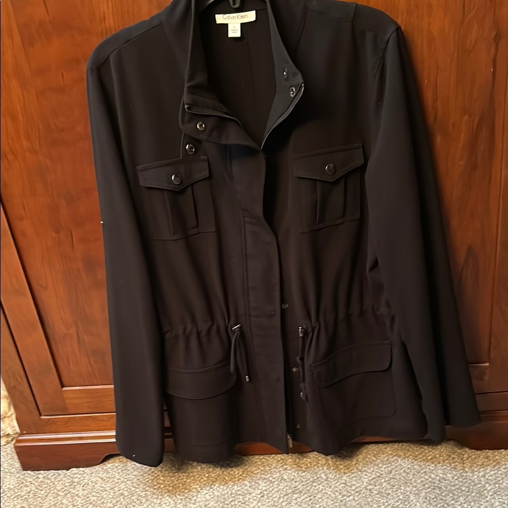 Calvin Klein Black Lightweight Jacket with Stand-Up Collar or fold down Sz L